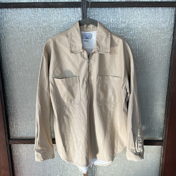 Saylor
Remi Faux Leather Top in size Med EUC - Picture 6 of 13